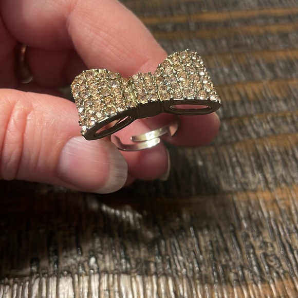 Pink Vintage Rhinestone Bow Ring - Picture 5 of 5